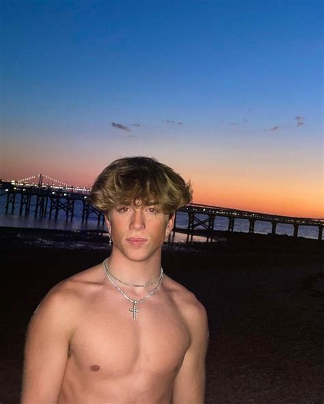 Nate Crosiar is a famous TikTok star, a Model from the United States. . How old is nate from tiktok